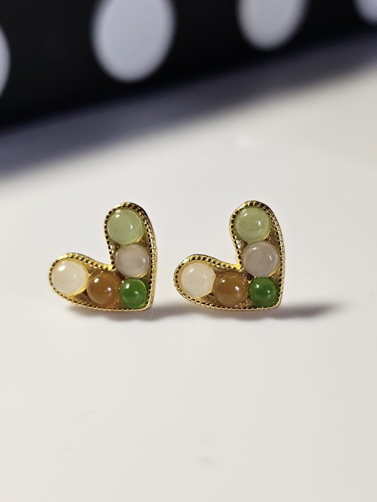 Ohrstecker Jade Herz Design mit Verschiedenen Farbe