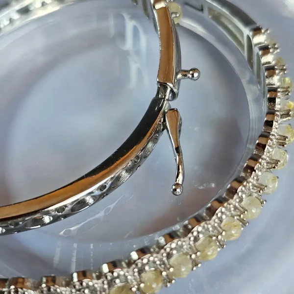 Gold Rutil Quarz Armband Naturstein Armband für Geld, Erfolg Ein Paar elegante Armbänder aus Weißkupfer, besetzt mit funkelnden goldfarbenen Rutilquarzen (Goldhaarstein) mit Druckverschluss