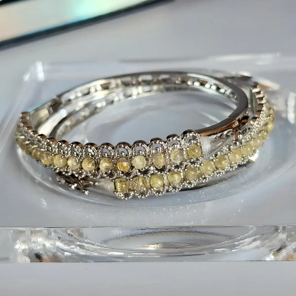 Gold Rutilquarz Armband Naturstein Armband für Geld, Erfolg Ein Paar elegante Armbänder aus Weißkupfer, besetzt mit funkelnden goldfarbenen Rutilquarzen (Goldhaarstein)