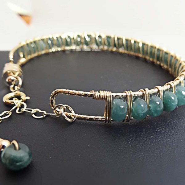 Armreif Jade Blau Abakusperlen Drahtarmband handgefertigt