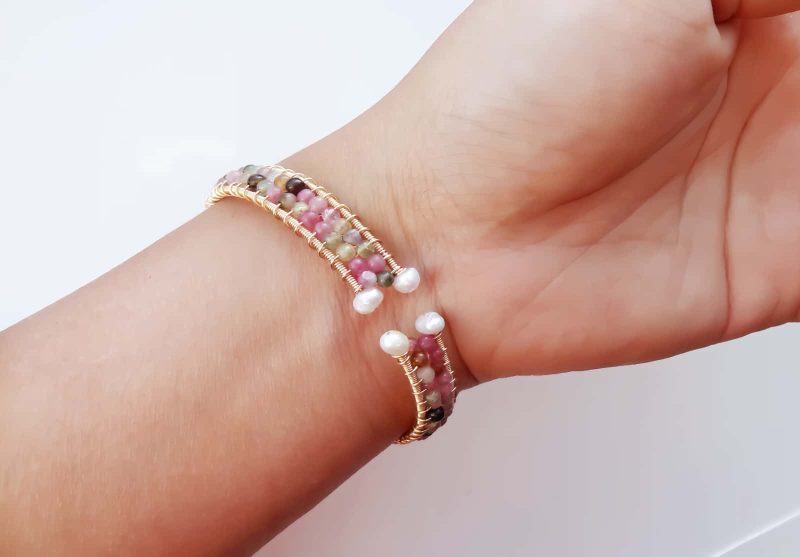 Armband-TourmalinPerlen-08 Tourmalin Armreif 14k-vergoldet