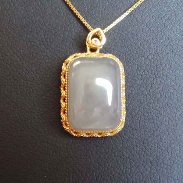 Halsanhänger Silber mit Stein Jade Rauchviolett Symbolik Halskette