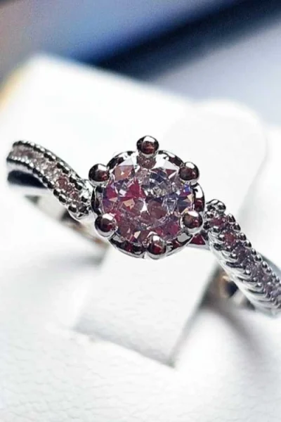 Ring, Modeschmuck Ring, Hochwertiger Schmuck Ring, Twist-arm Ring, Statement Ring, Moissanit-Diamant Ring