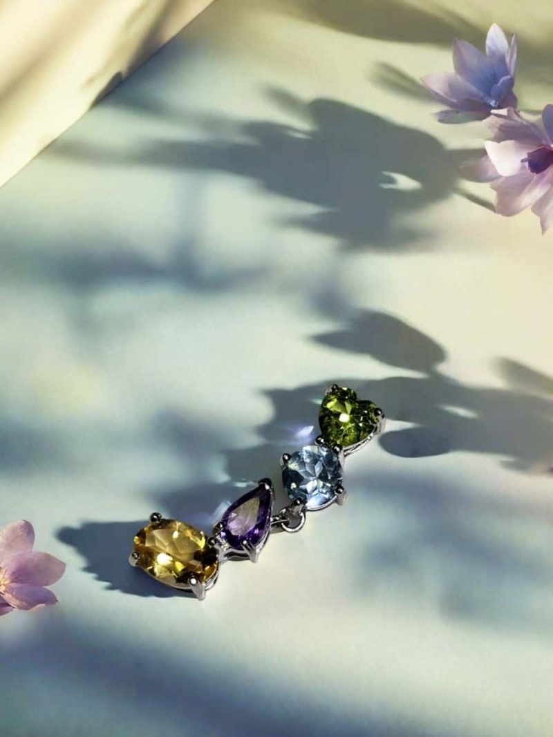 Silberkette mit vier Edelsteinen – Citrin, Amethyst, Topas und Peridot im minimalistischen Design