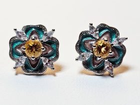 Ohring-BlaueEmaille-Gelberquarz