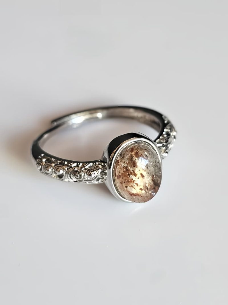 Damenring mit Schwarzgoldene Super Seven Edelstein