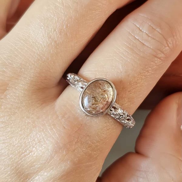 Ringe-DR0013-06 Damenring mit Schwarzgoldene Super Seven Edelstein