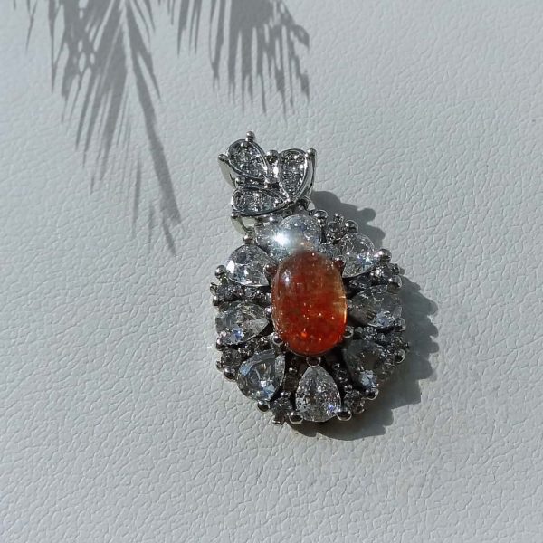 Anhänger mit Sonnenstein und Zirkonia