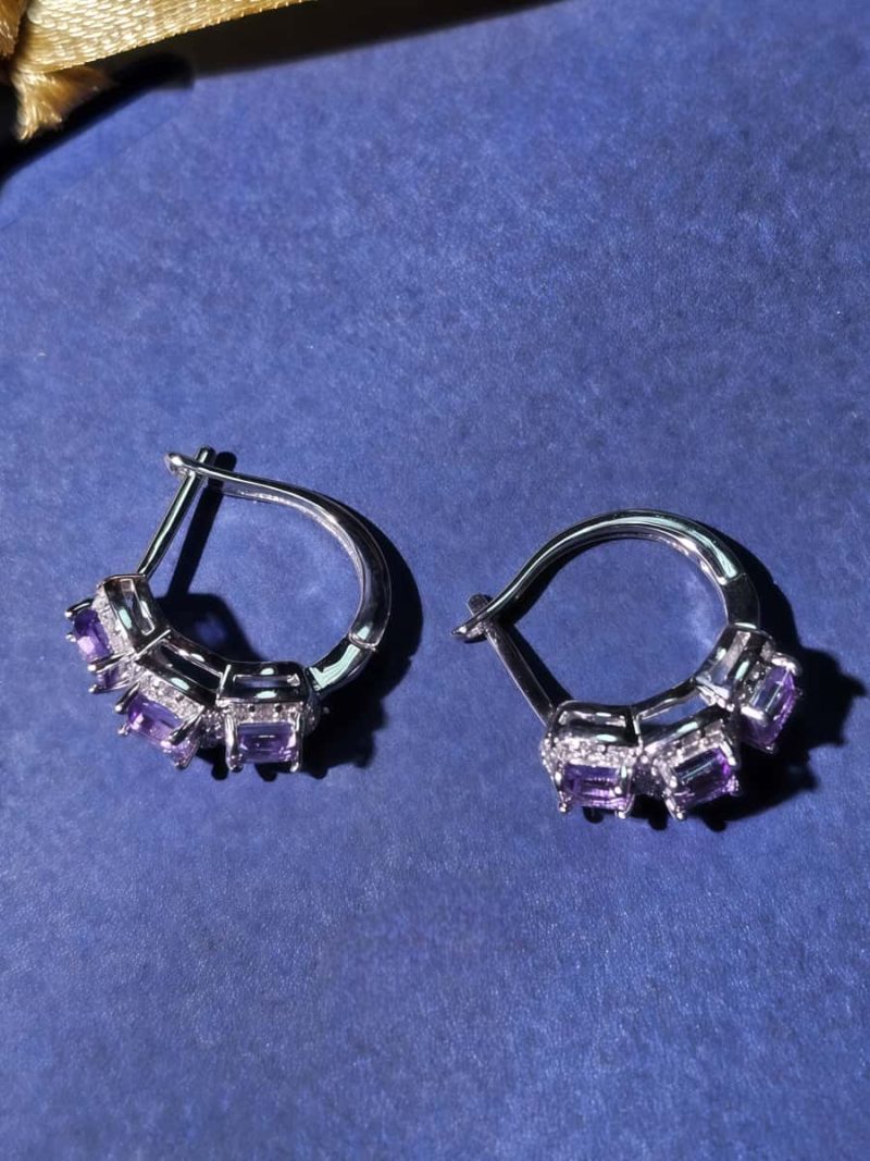 Silber Amethyst Ohrringe – drei violette Steine mit Zirkonia-Rahmung