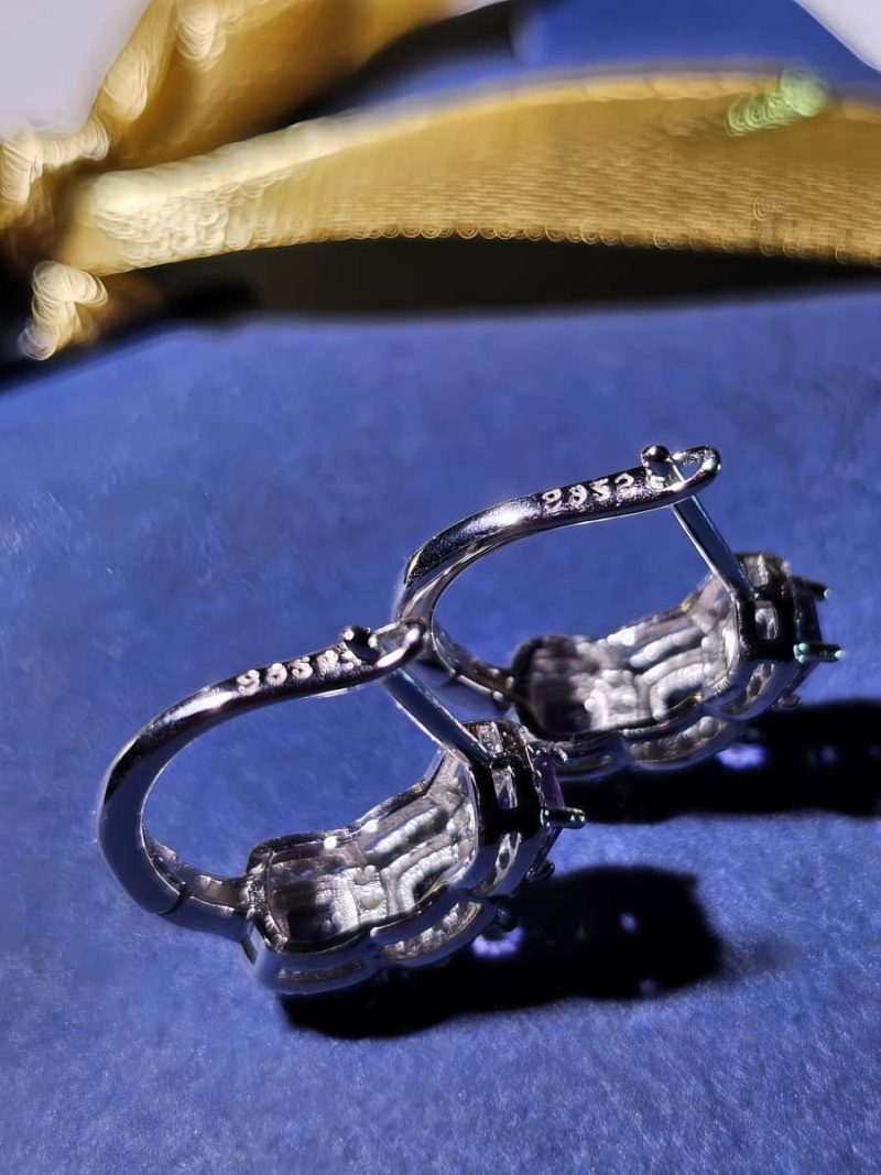 Silber Amethyst Ohrringe – drei violette Steine mit Zirkonia-Rahmung