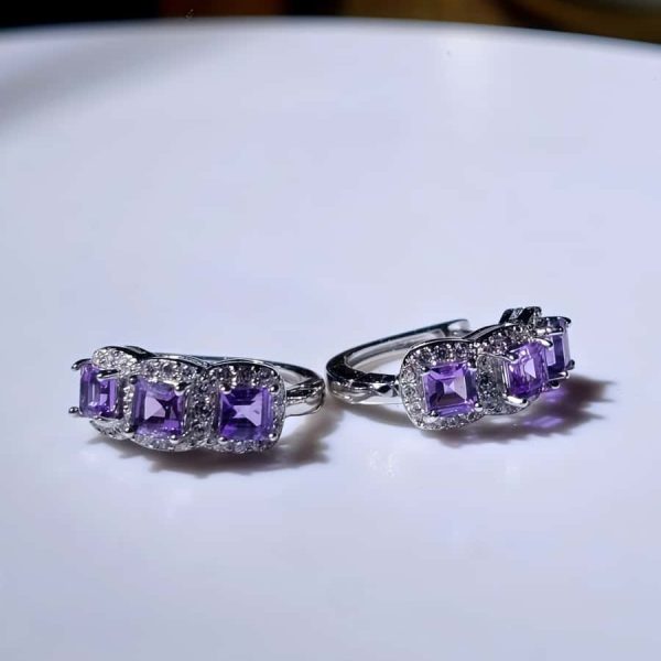 Silber Amethyst Ohrringe – drei violette Steine mit Zirkonia-Rahmung
