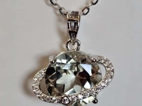 Silber Halsanhänger mit Stein Quarz Kristall Planetenanhänger