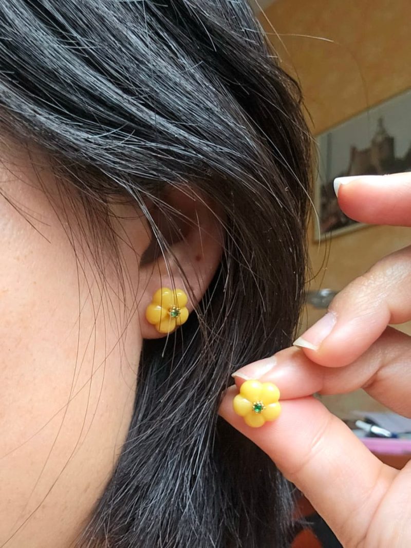 925er Silber Blüten-Ohrringe aus Bernsteinwachs mit Diopsid – Gelbe Blumen Ohrstecker