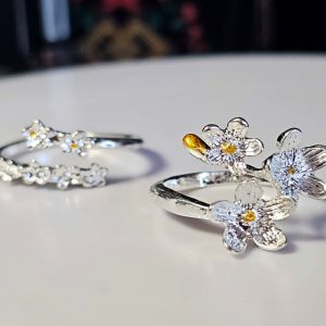 Blüten-Open-Ring im Silberfinish