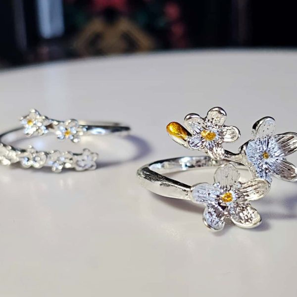 Blüten-Open-Ring im Silberfinish