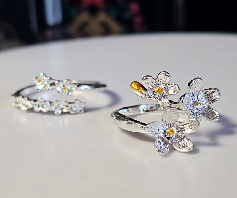 Blüten-Open-Ring im Silberfinish