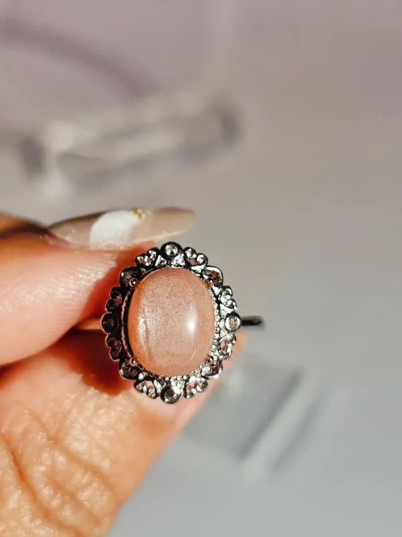 DR-TDS-09-02 Mondstein Ring Orangefarbton, Blumenhalterung, Versilbert, Statement Ring, Großverstellbar
