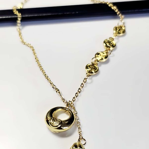 Vergoldete Halskette mit Glücksbeutel-Anhänger