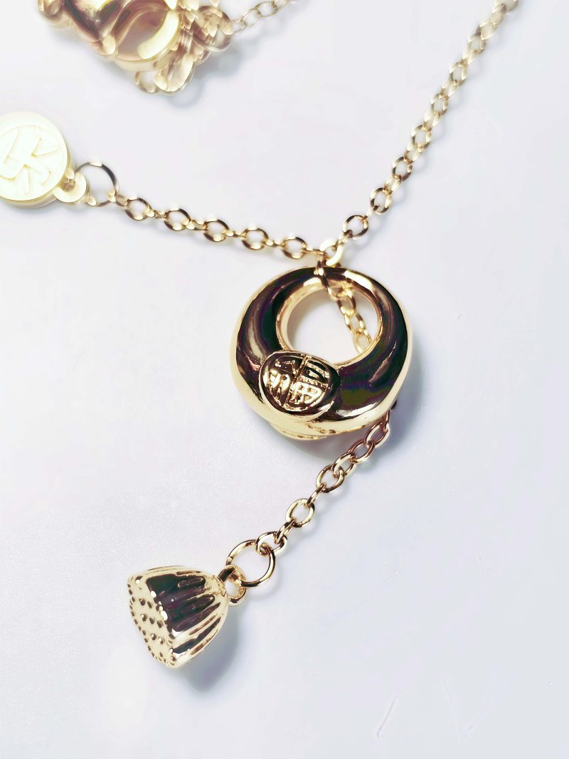 Vergoldete Halskette mit Glücksbeutel-Anhänger