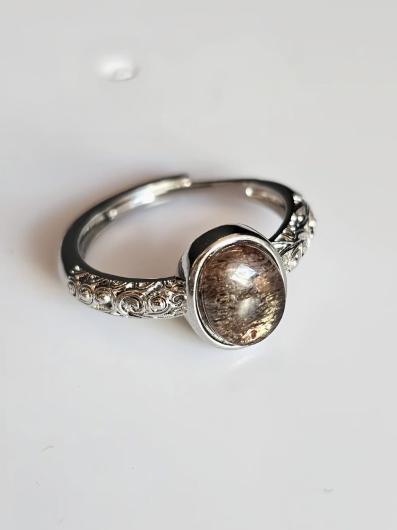 Damenring mit Schwarzgoldene Super Seven Edelstein