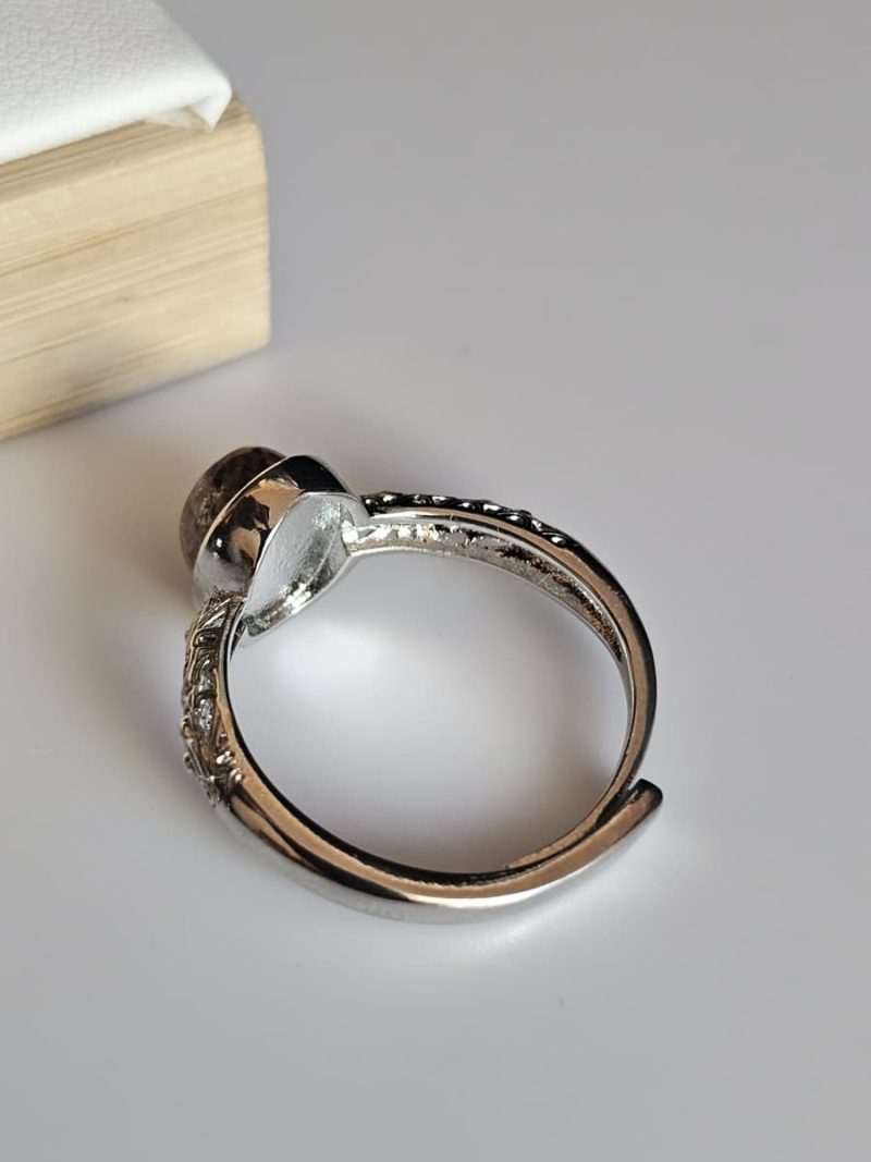 Damenring mit Schwarzgoldene Super Seven Edelstein