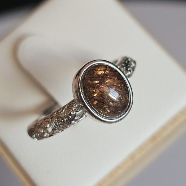 Damenring mit Schwarzgoldene Super Seven Edelstein