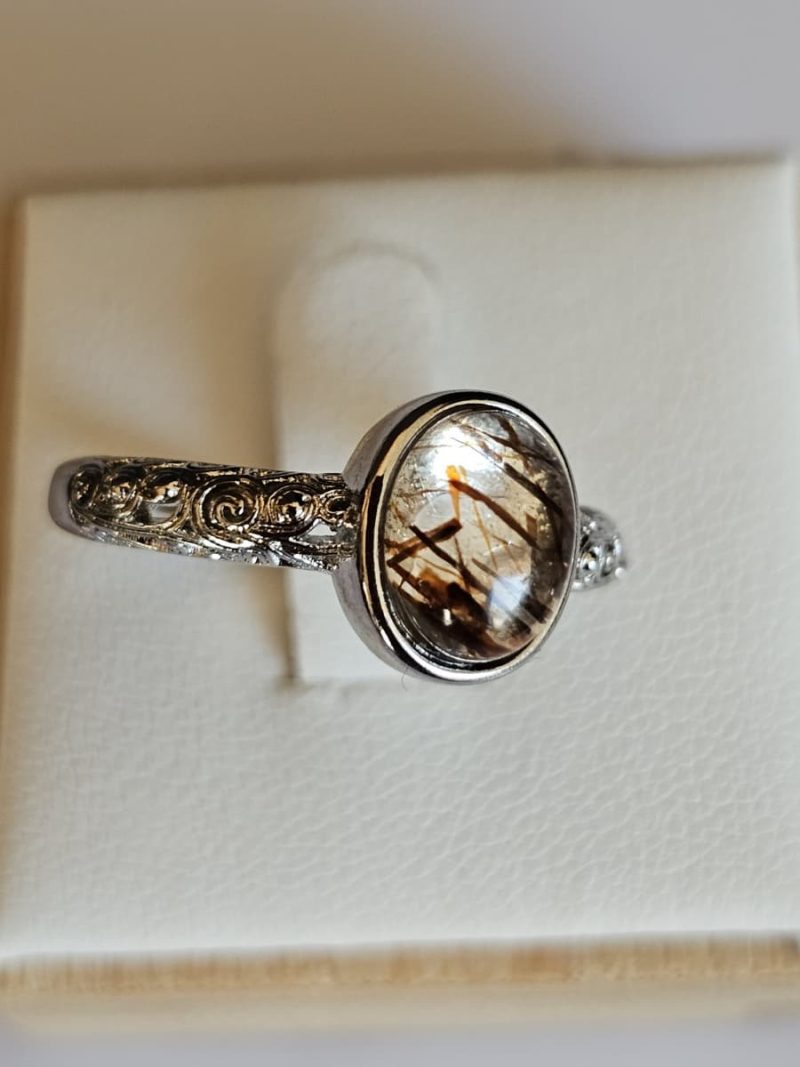 Damenring mit Schwarzgoldene Super Seven Edelstein