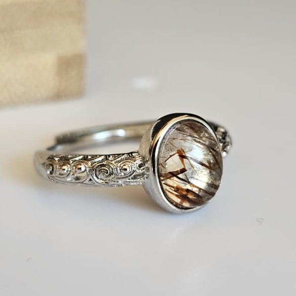 Damenring mit Schwarzgoldene Super Seven Edelstein