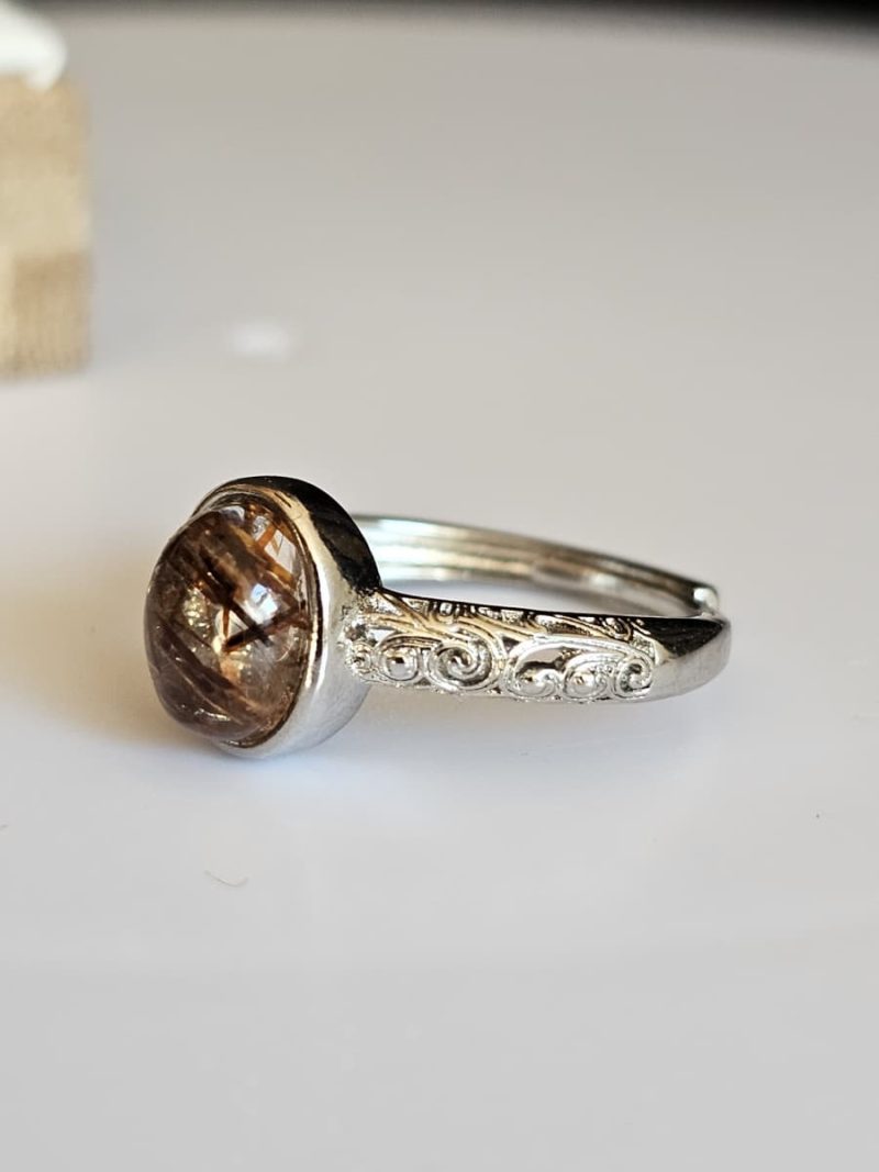 Damenring mit Schwarzgoldene Super Seven Edelstein