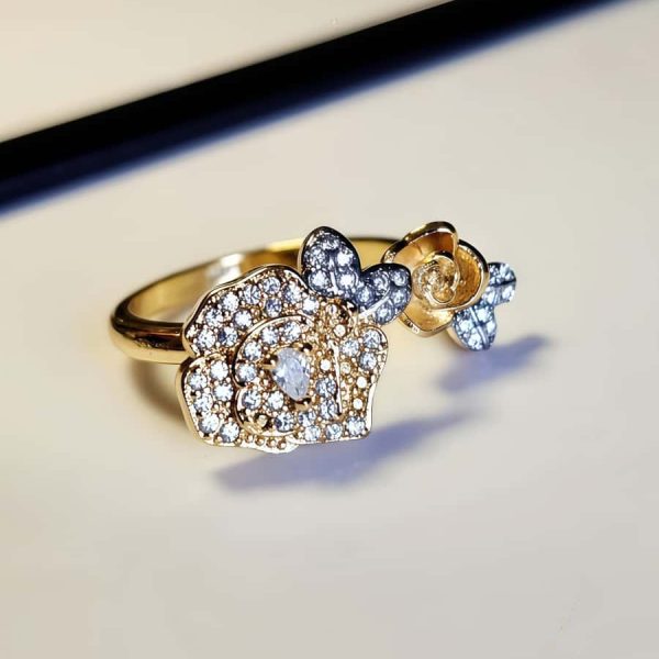 Vergoldeter Rosen-Open-Ring mit Zirkonia