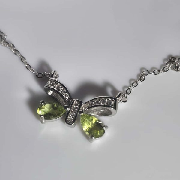 Silber Schleife Halskette mit Olivin