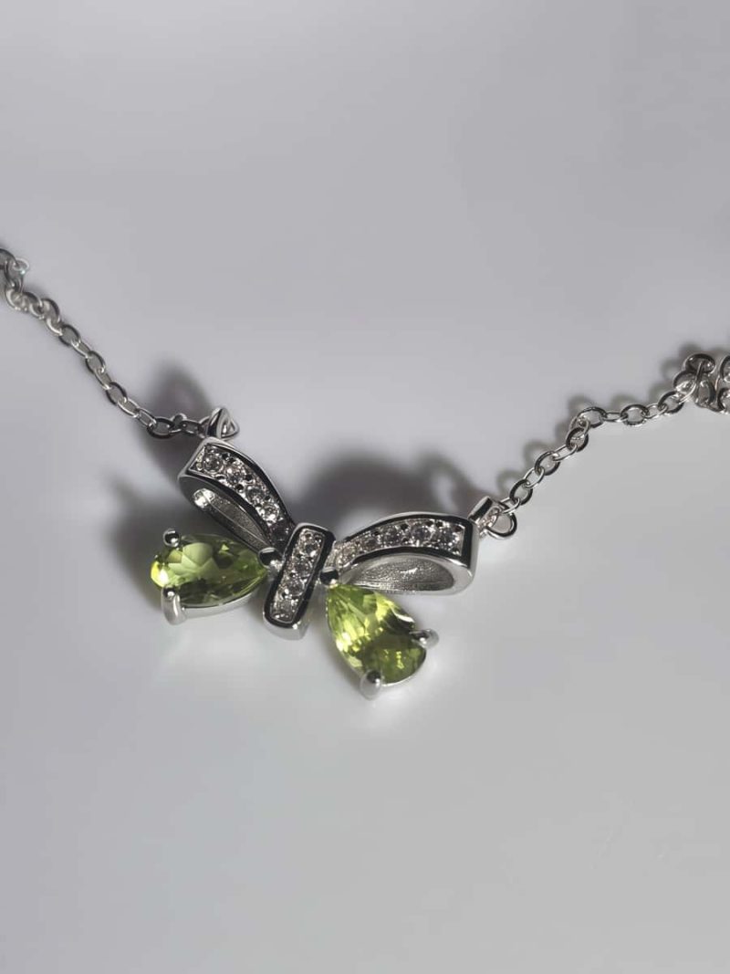 Silber Schleife Halskette mit Olivin