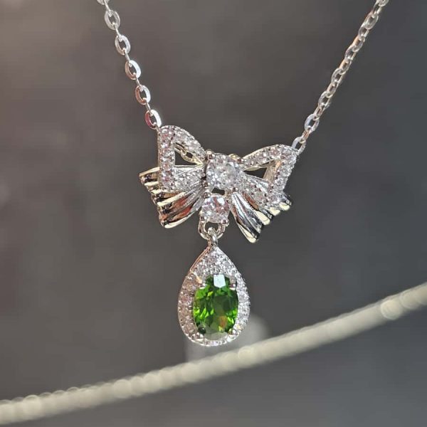 925er Silber Schleifen-Halskette mit Diopsid, Zirkonia