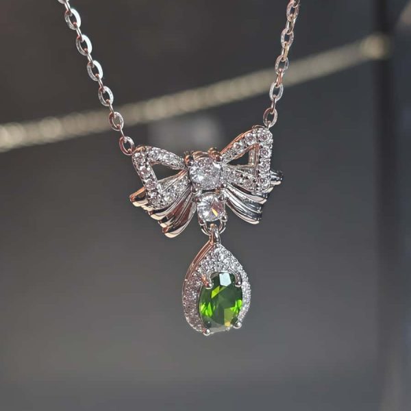 925er Silber Schleifen-Halskette mit Diopsid, Zirkonia