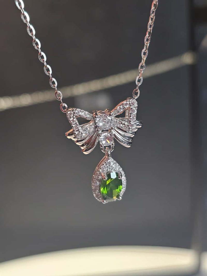 925er Silber Schleifen-Halskette mit Diopsid, Zirkonia