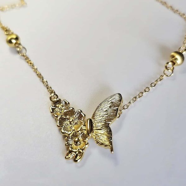 Schmetterlingskette mit Blumenflügel im Goldfinish