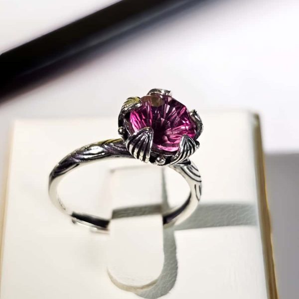 pinker Topas Ring