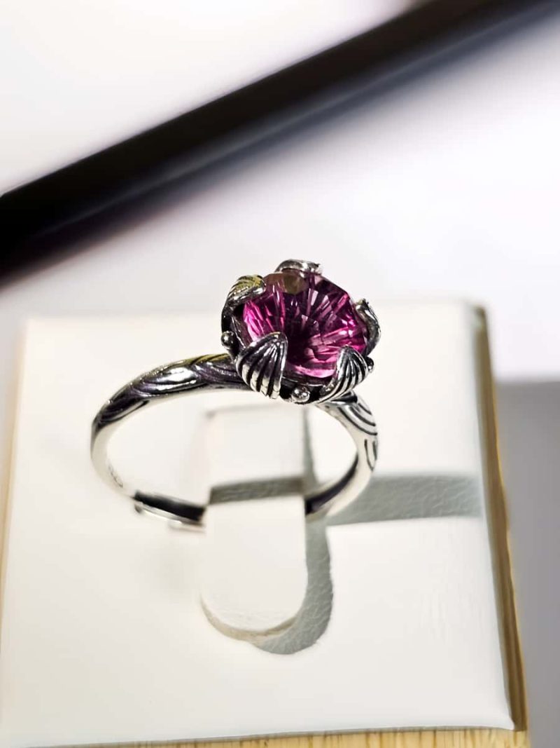pinker Topas Ring