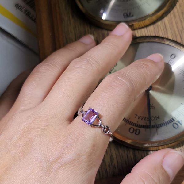 Amethyst-ring-silber-kettendesign