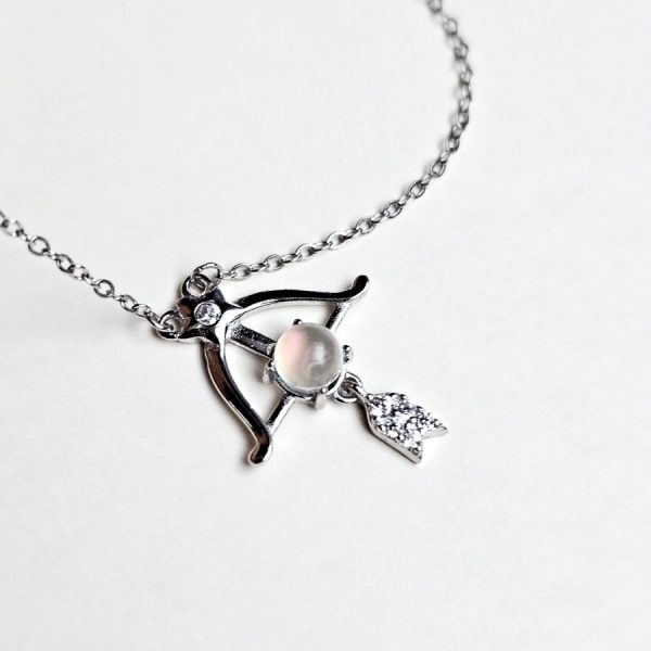 Schutz-HK013-04 Damen Silber Halskette aus Mondstein im Bogenschützen-Design