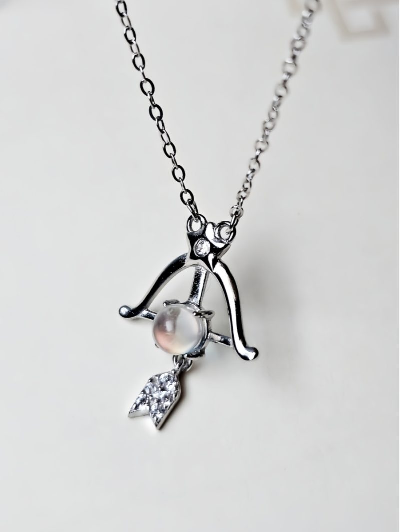 Schutz-HK013-08 Damen Silber Halskette aus Mondstein im Bogenschützen-Design