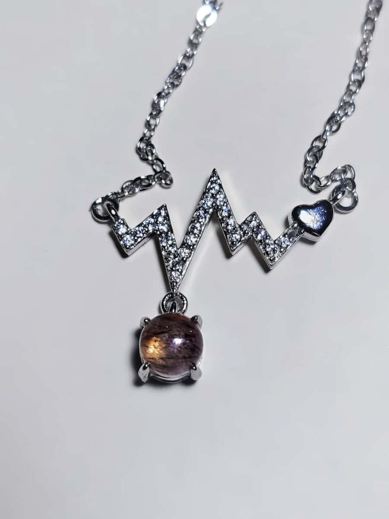 Heart-HK010-07 Moderne Damen Halskette Herzschlag Design