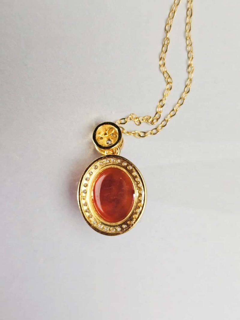 Damen Halskette mit rotem Nanhong-Achat und Zirkonia in vergoldetem Silber