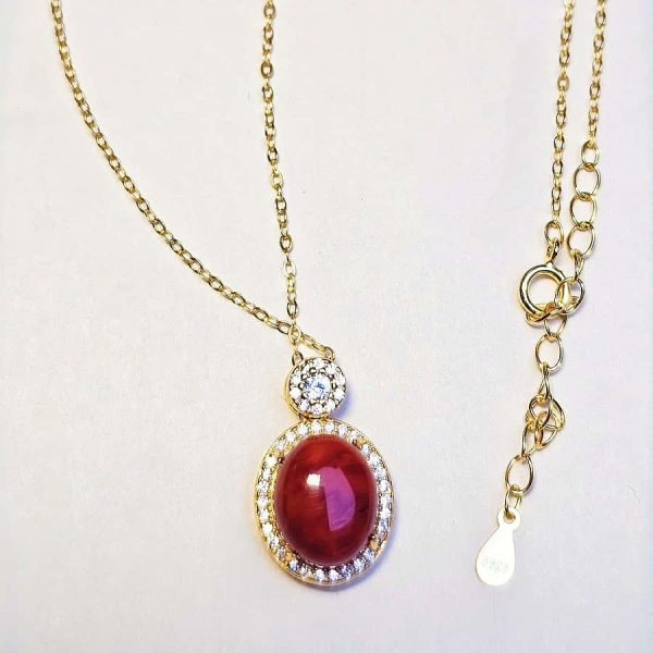 Damen Halskette mit rotem Nanhong-Achat und Zirkonia in vergoldetem Silber