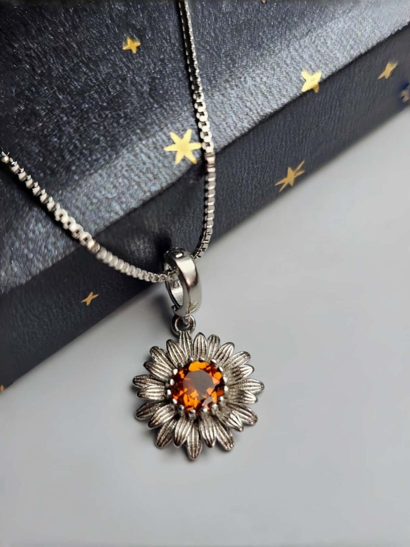 AH-GNA-01-5 Anhänger Damen Silber mit Stein Granat Sonnenblumen