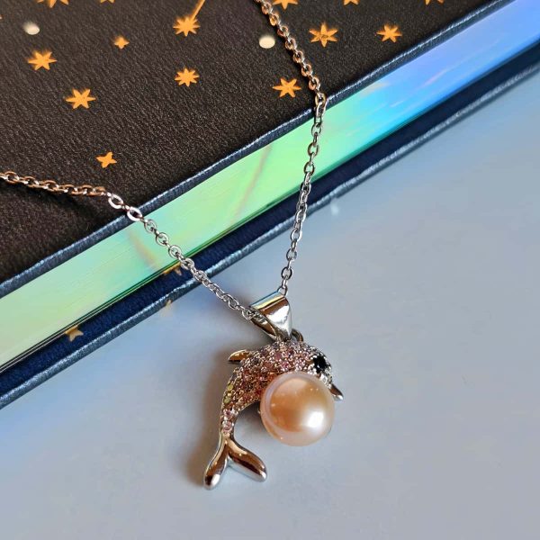 Damen Silber Halskette mit Delphin Design Anhänger und Süßwasser-Perle in maritimen Design