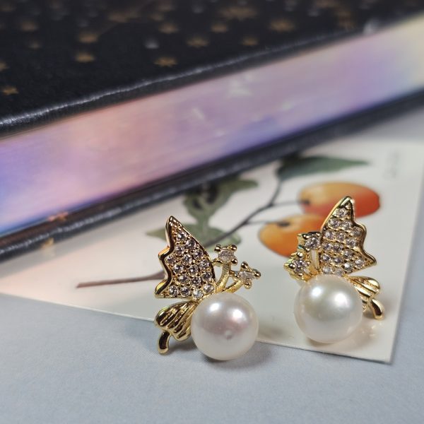 20260330_125440 Perlen Ohrring mit Zirkonia Steinen, Goldener Schmetterling Design- Geburtsstein Juni