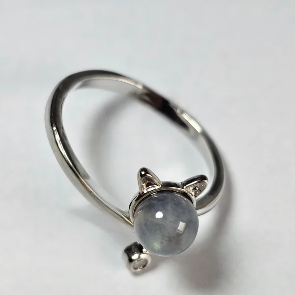 Mondstein Ring Katze Design – offener verstellbarer Damenring mit Zirkonia Silberfarbener offener Katzenring mit Mondstein und Zirkonia für Damen im minimalistischen Design