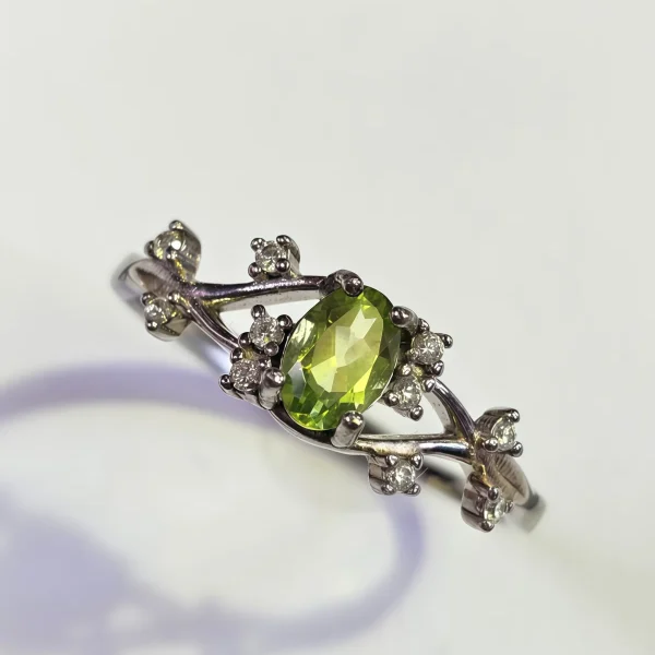 DR-SIL-02-5 925 Silber Ring mit natürlichem Peridot Edelstein – verstellbarer Damenring