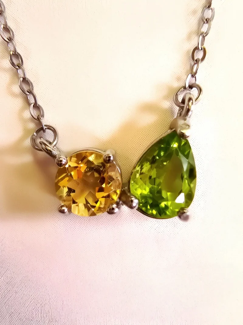 925 Silber Halskette mit Peridot & Citrin – Asymmetrischer Anhänger